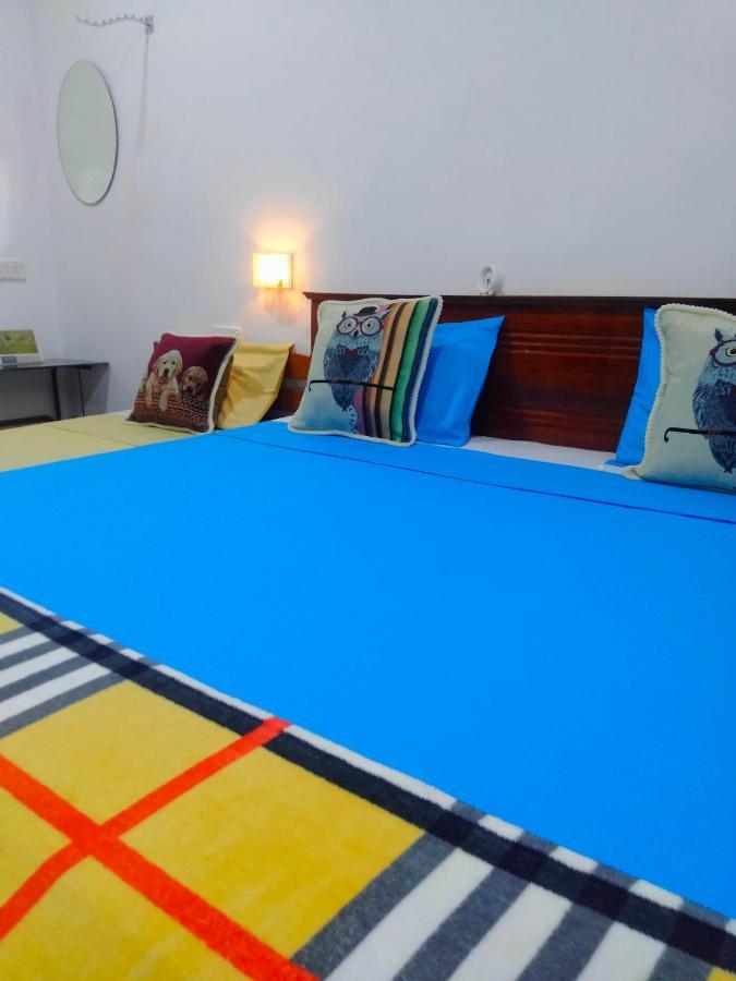 אודוואלאווה Peacock'S Paradise Safari Hostel מראה חיצוני תמונה