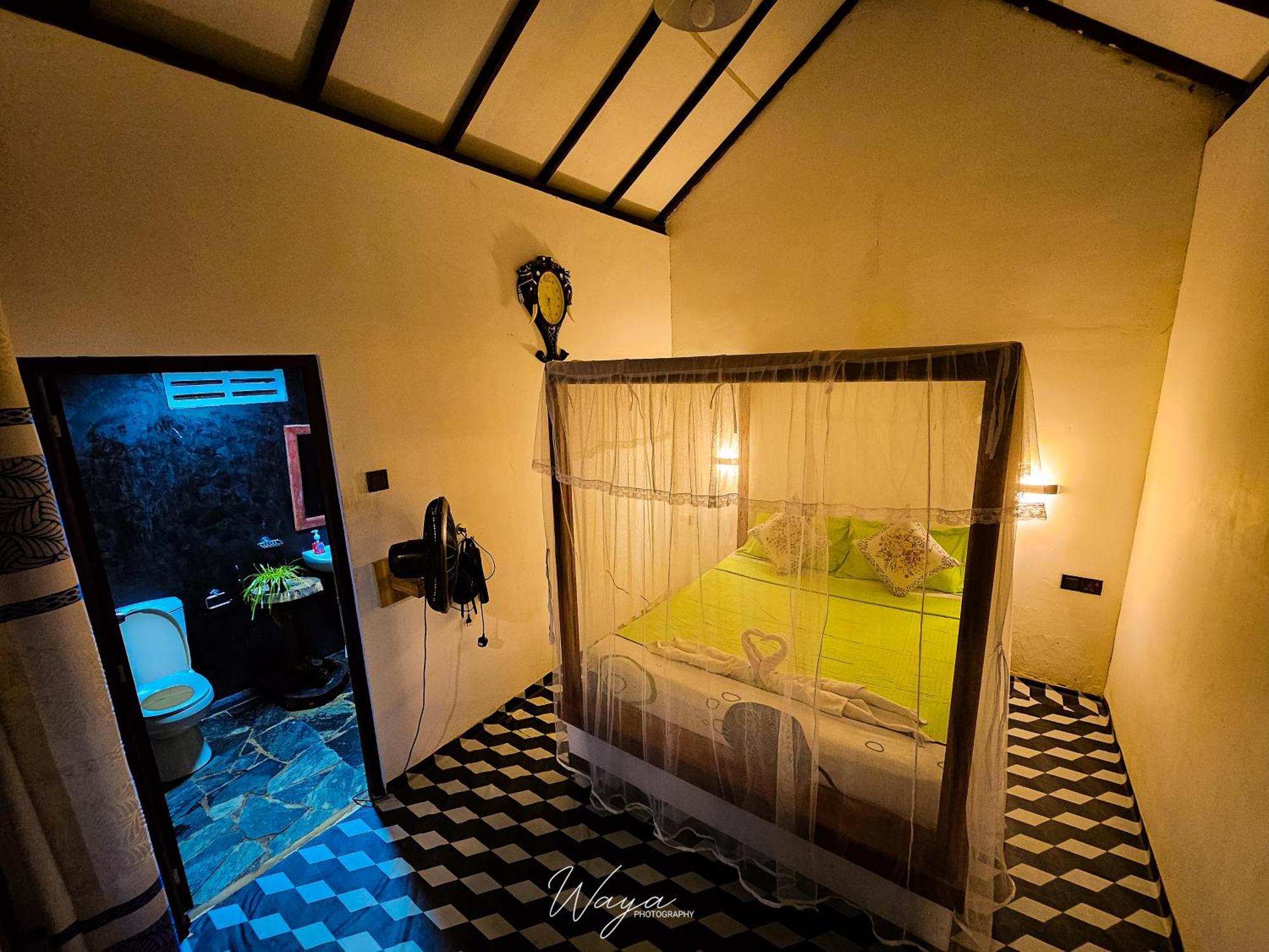 אודוואלאווה Peacock'S Paradise Safari Hostel מראה חיצוני תמונה