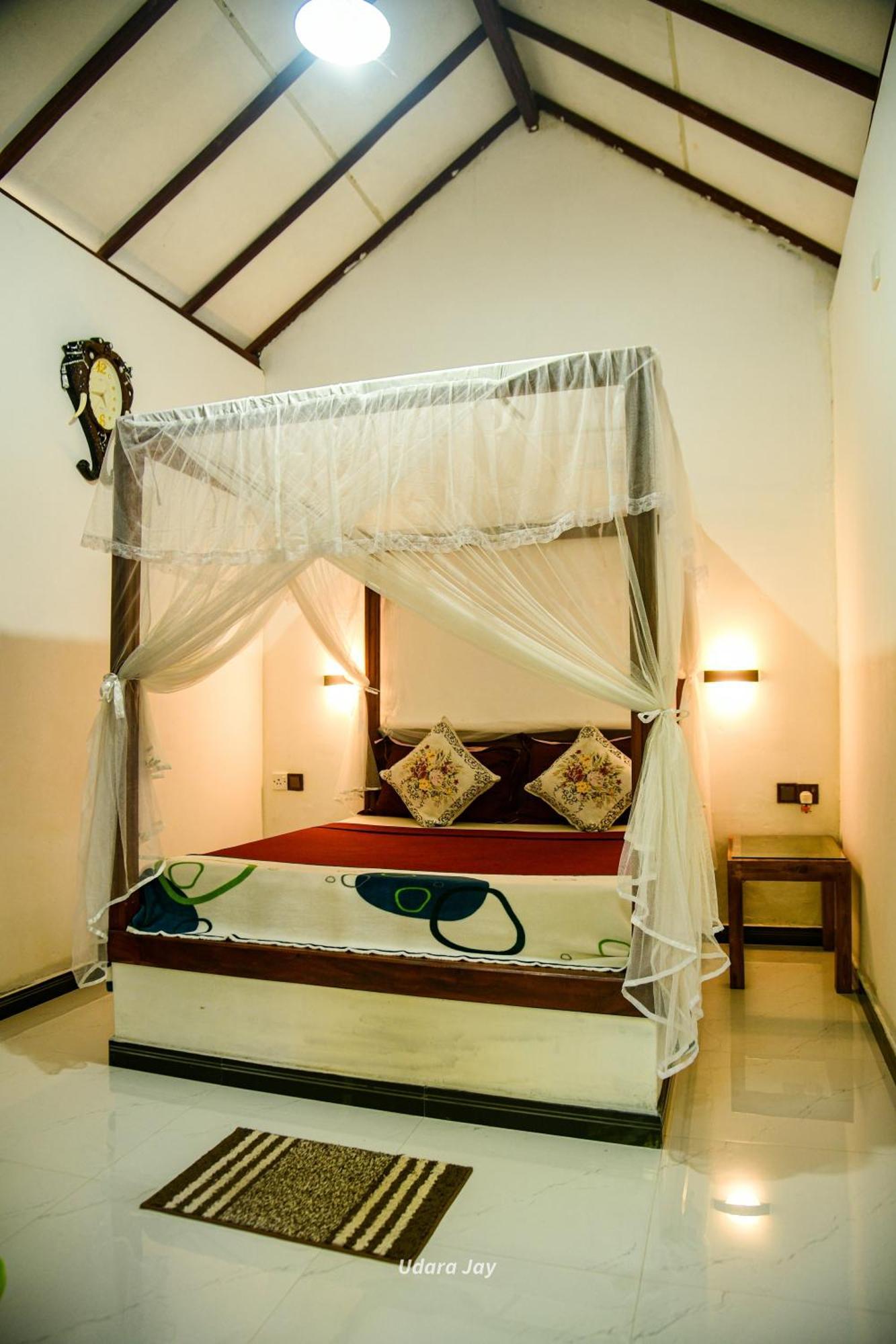 אודוואלאווה Peacock'S Paradise Safari Hostel מראה חיצוני תמונה