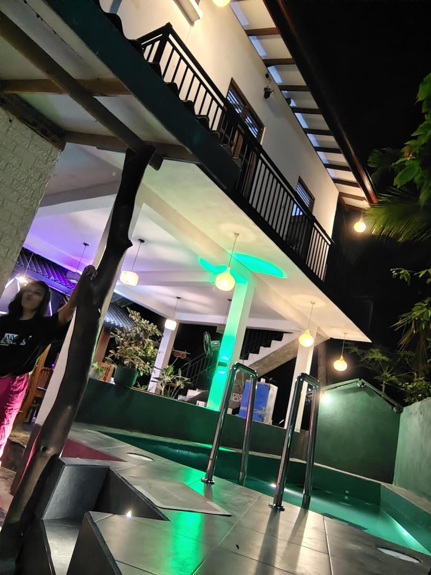 אודוואלאווה Peacock'S Paradise Safari Hostel מראה חיצוני תמונה
