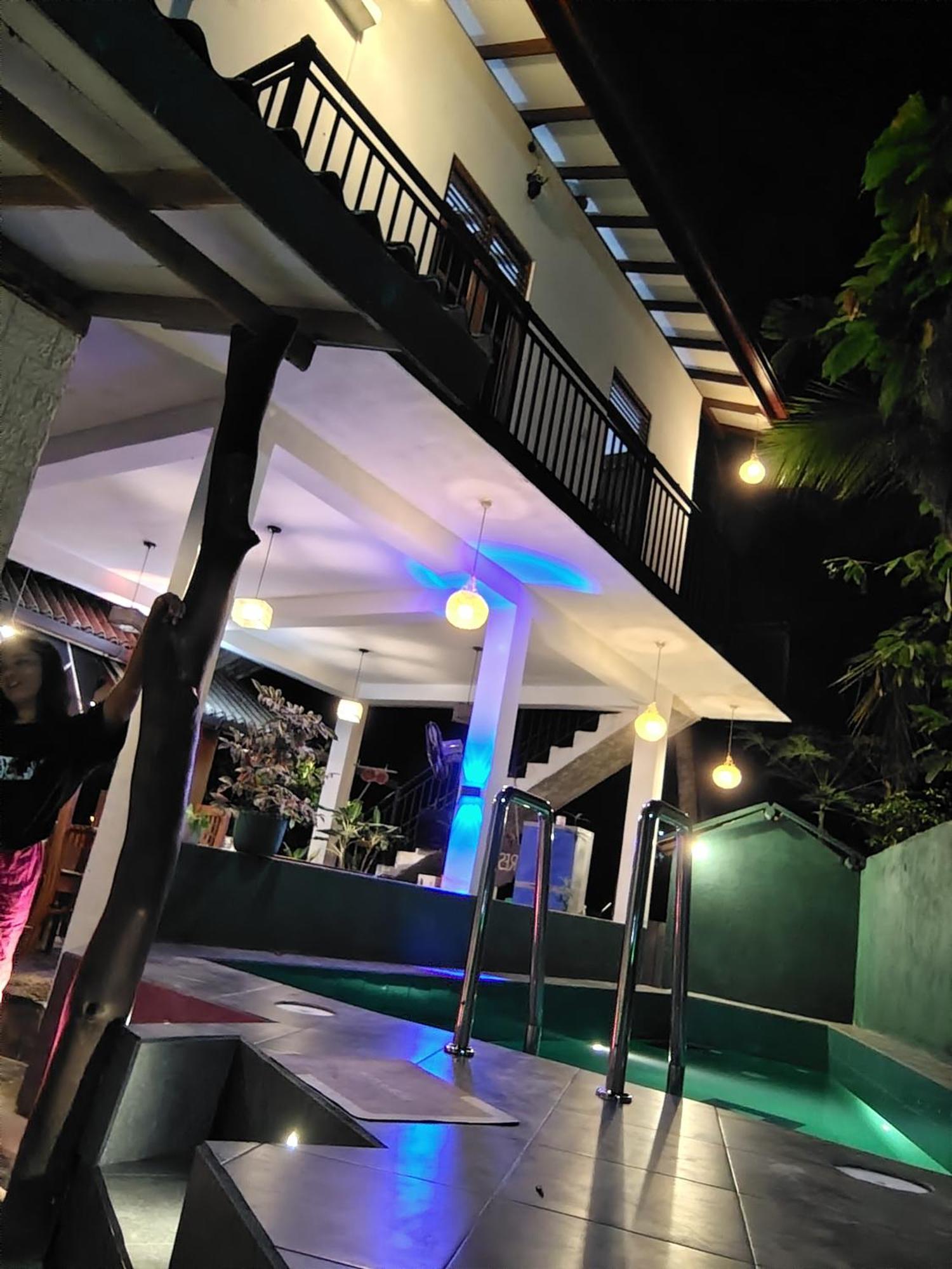 אודוואלאווה Peacock'S Paradise Safari Hostel מראה חיצוני תמונה